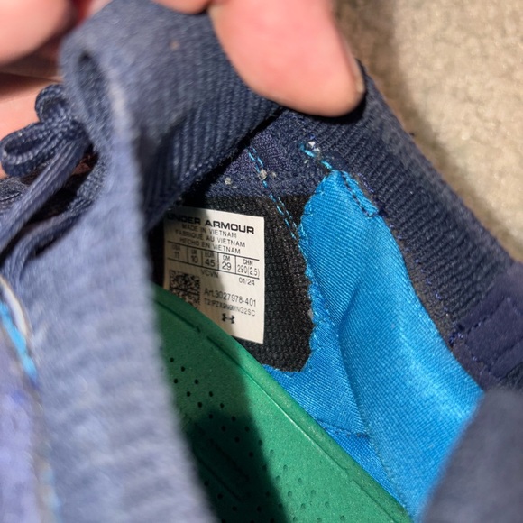 Under Armour Navy and Teal Football Cleats size - Picture 4 of 4